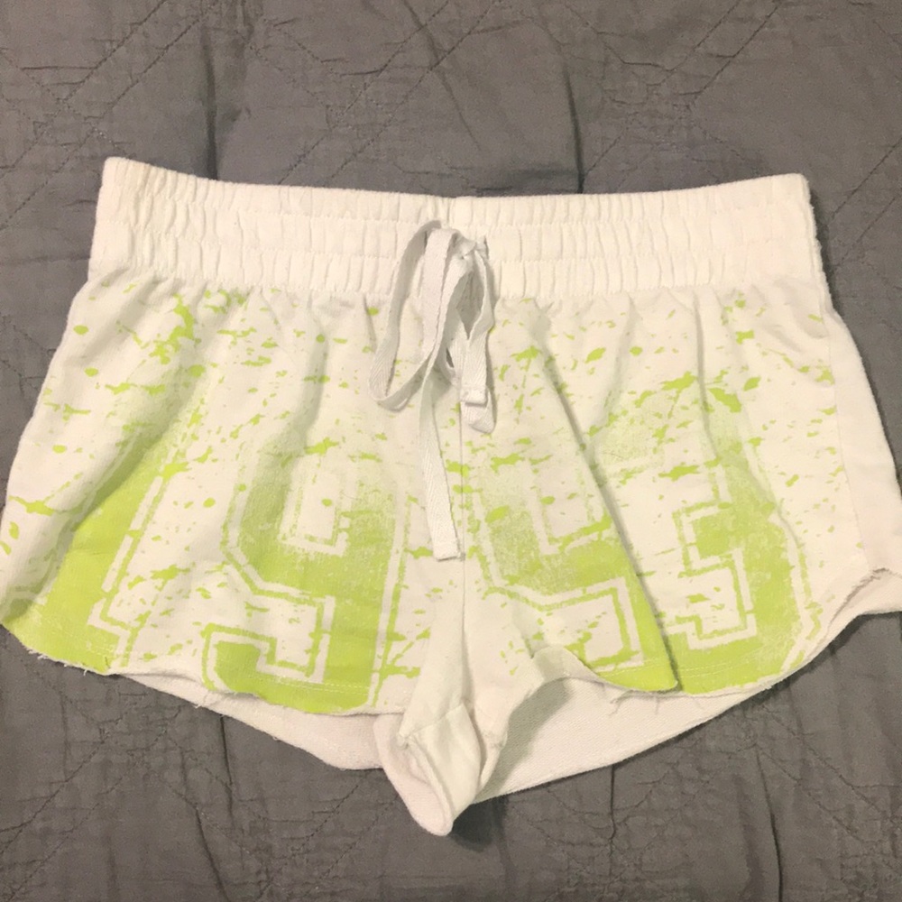 🍍🌺 1993 pajama shorts